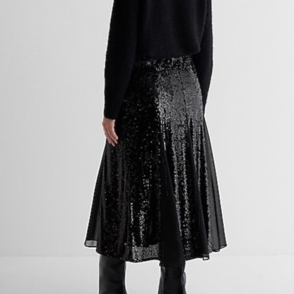 Express Sequined Midi Skirt with Sheer Panels - Picture 3 of 11